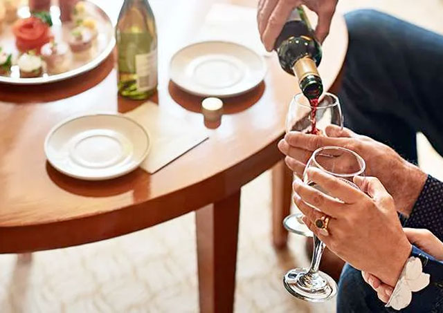 24-hr Room Service